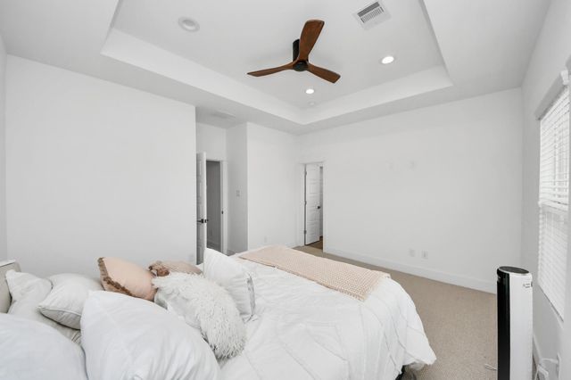 1066 Mansfield Street, Houston, TX 77091