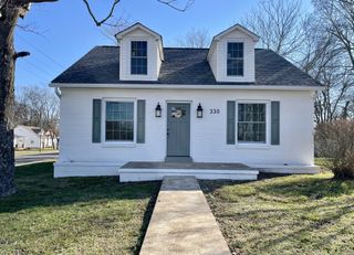 330 Jackson Ave, Lawrenceburg, TN 38464