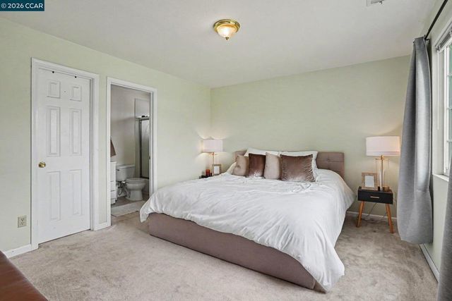 3570 Somerset Ave, Castro Valley, CA 94546