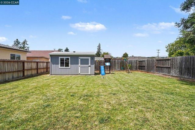 3570 Somerset Ave, Castro Valley, CA 94546