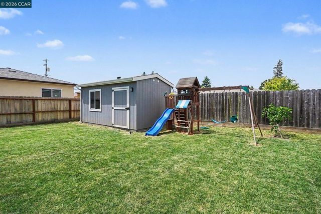 3570 Somerset Ave, Castro Valley, CA 94546