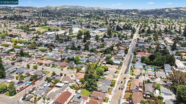 3570 Somerset Ave, Castro Valley, CA 94546