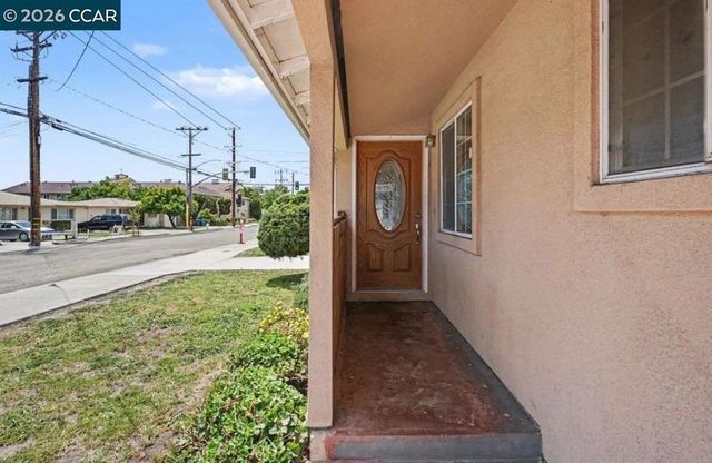 3570 Somerset Ave, Castro Valley, CA 94546