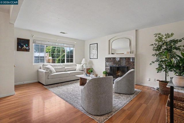 3570 Somerset Ave, Castro Valley, CA 94546