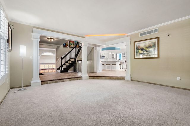 1442 Saint Andrews Drive, Schererville, IN 46375