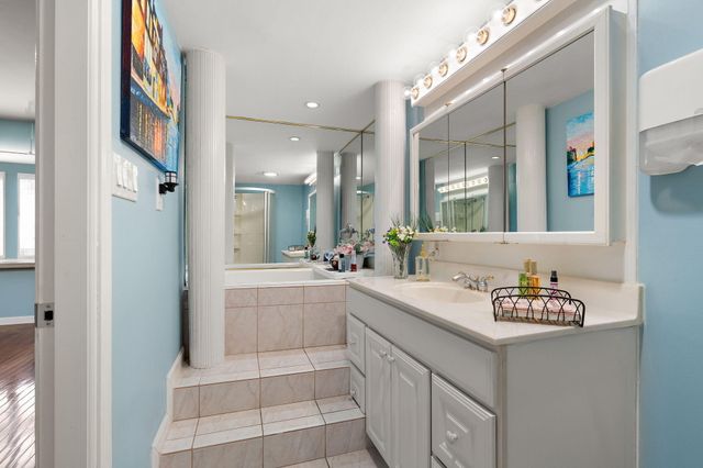 1442 Saint Andrews Drive, Schererville, IN 46375