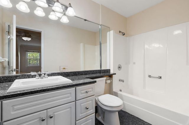 1442 Saint Andrews Drive, Schererville, IN 46375