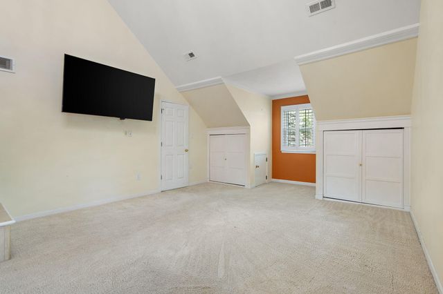 1442 Saint Andrews Drive, Schererville, IN 46375