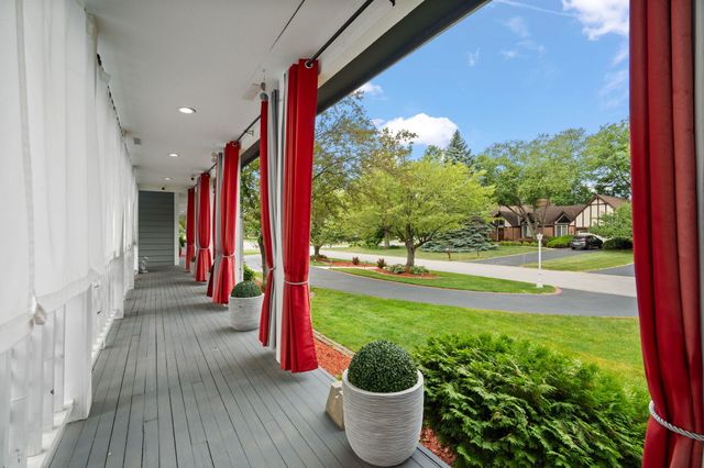1442 Saint Andrews Drive, Schererville, IN 46375