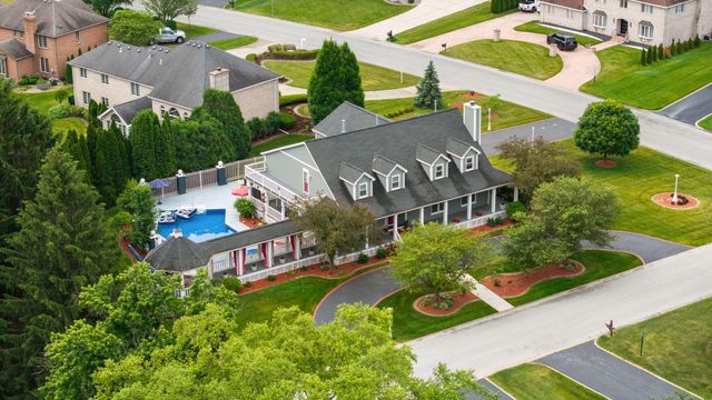 1442 Saint Andrews Drive, Schererville, IN 46375