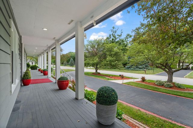 1442 Saint Andrews Drive, Schererville, IN 46375