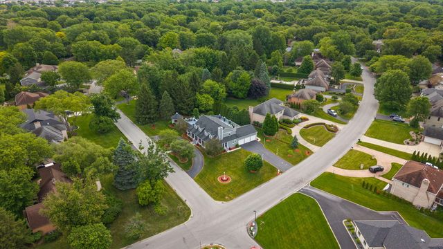 1442 Saint Andrews Drive, Schererville, IN 46375