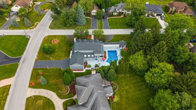 1442 Saint Andrews Drive, Schererville, IN 46375