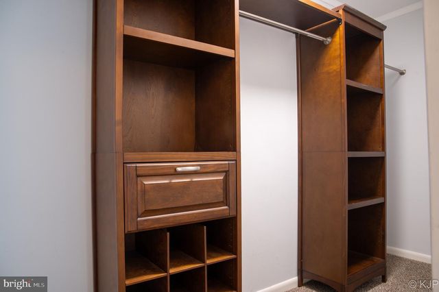 231 W LOCUST ST, Mechanicsburg, PA 17055