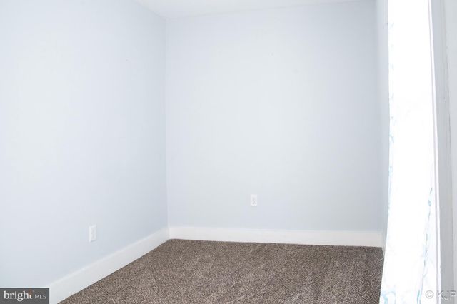 231 W LOCUST ST, Mechanicsburg, PA 17055