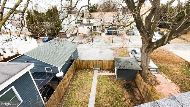 231 W LOCUST ST, Mechanicsburg, PA 17055