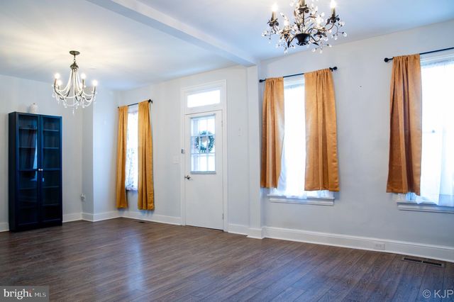 231 W LOCUST ST, Mechanicsburg, PA 17055