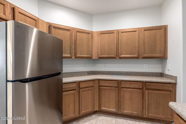 468 W Windham Boulevard, Green Valley, AZ 85614