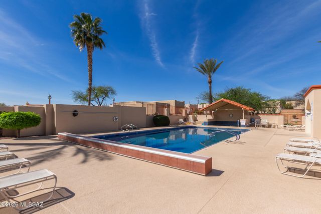 468 W Windham Boulevard, Green Valley, AZ 85614
