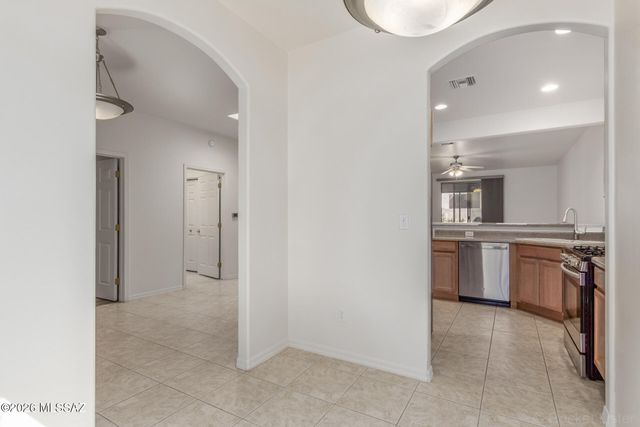 468 W Windham Boulevard, Green Valley, AZ 85614