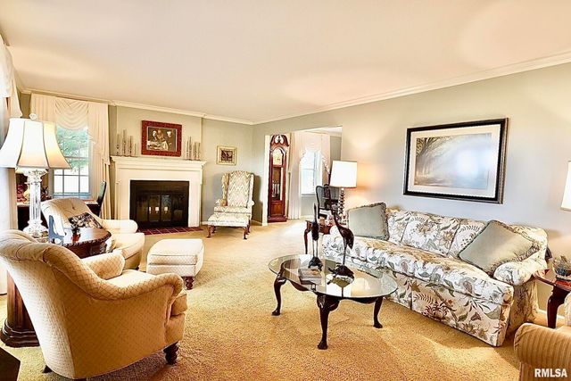 9879 Steel City Road, Benton, IL 62812