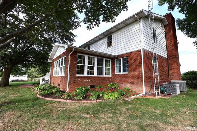 9879 Steel City Road, Benton, IL 62812