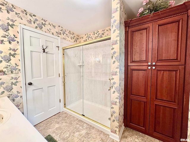 9879 Steel City Road, Benton, IL 62812