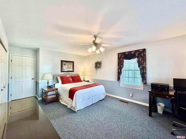 9879 Steel City Road, Benton, IL 62812