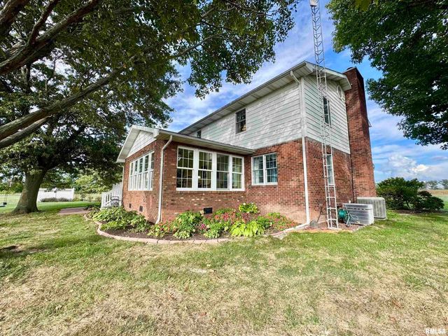 9879 Steel City Road, Benton, IL 62812