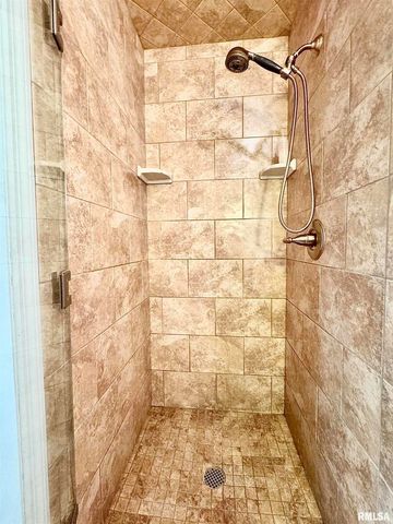 9879 Steel City Road, Benton, IL 62812