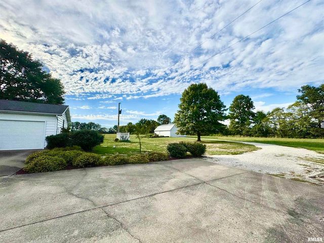 9879 Steel City Road, Benton, IL 62812