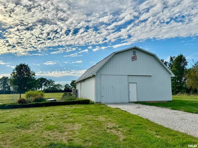 9879 Steel City Road, Benton, IL 62812