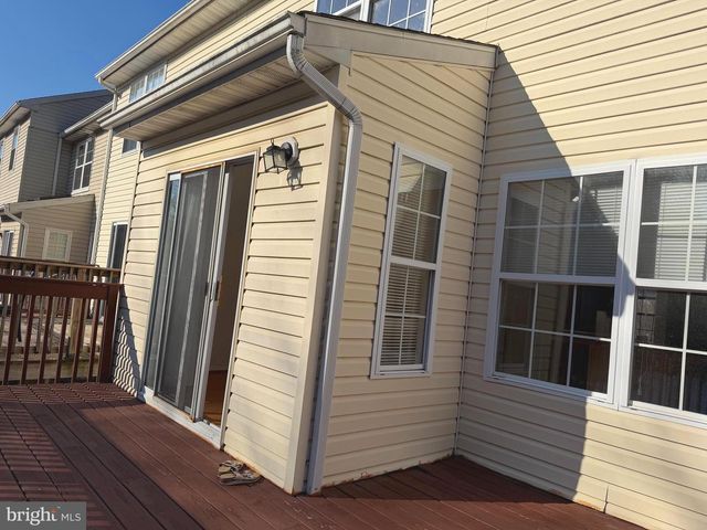 20 EMANDAN LN, Hockessin, DE 19707