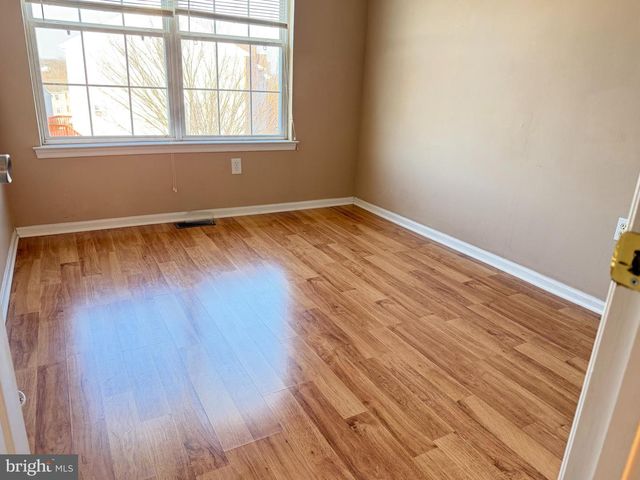 20 EMANDAN LN, Hockessin, DE 19707