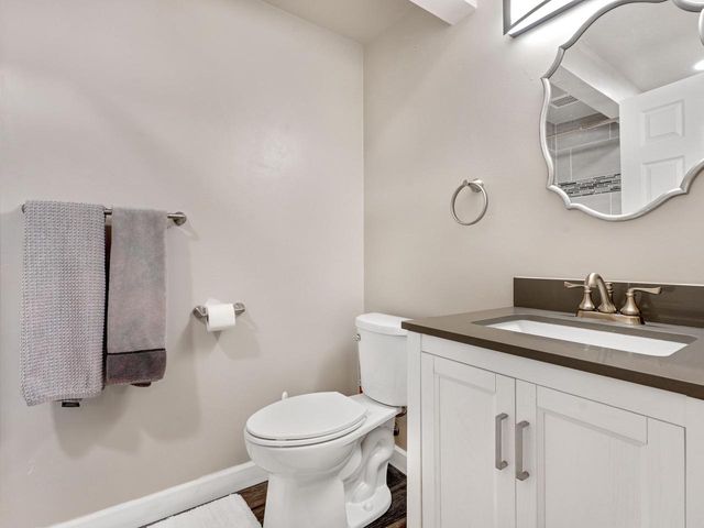 1735 S Oneida STREET, Green Bay, WI 54304