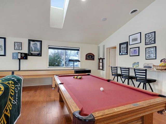 1735 S Oneida STREET, Green Bay, WI 54304