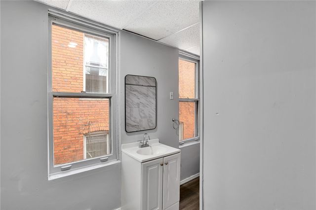 3246 Richardson Ave, Brighton Heights, PA 15212