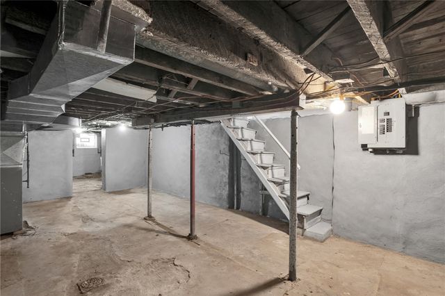 3246 Richardson Ave, Brighton Heights, PA 15212