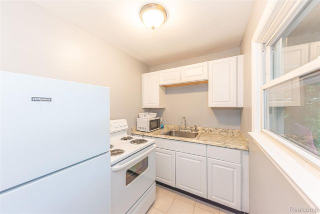116 N Rogers Street, Northville, MI 48167
