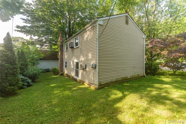116 N Rogers Street, Northville, MI 48167