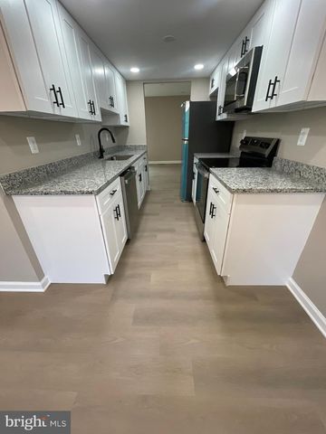 9015 CONGRESS PL, Landover, MD 20785