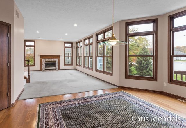 150 Bay Circle Drive, Holland, MI 49424