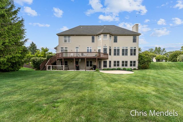150 Bay Circle Drive, Holland, MI 49424