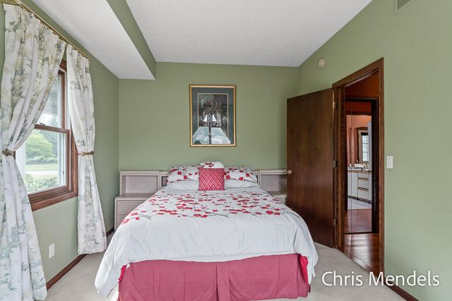 150 Bay Circle Drive, Holland, MI 49424