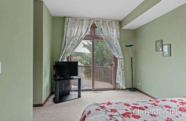 150 Bay Circle Drive, Holland, MI 49424