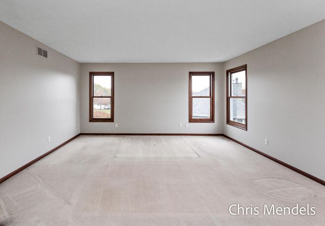 150 Bay Circle Drive, Holland, MI 49424