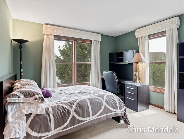 150 Bay Circle Drive, Holland, MI 49424