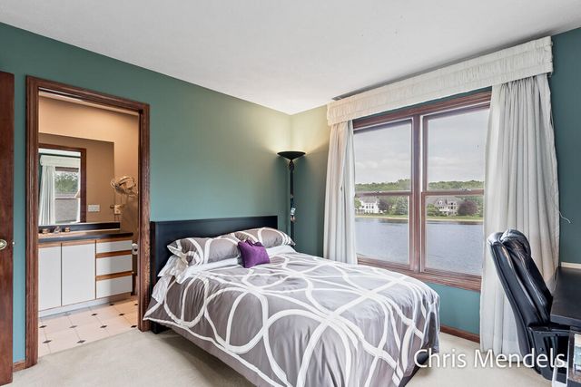 150 Bay Circle Drive, Holland, MI 49424