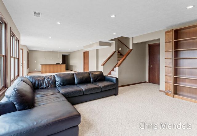 150 Bay Circle Drive, Holland, MI 49424