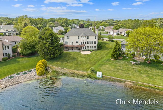 150 Bay Circle Drive, Holland, MI 49424